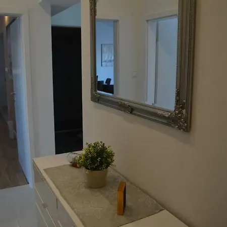 Lux, 4****, View Of And Sea Apartamento